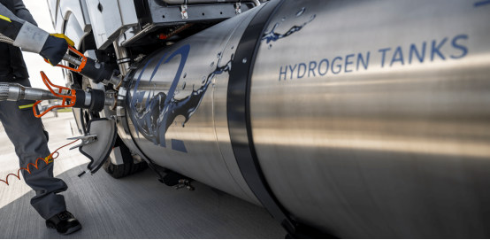 戴姆勒卡车推进液氢试验288
